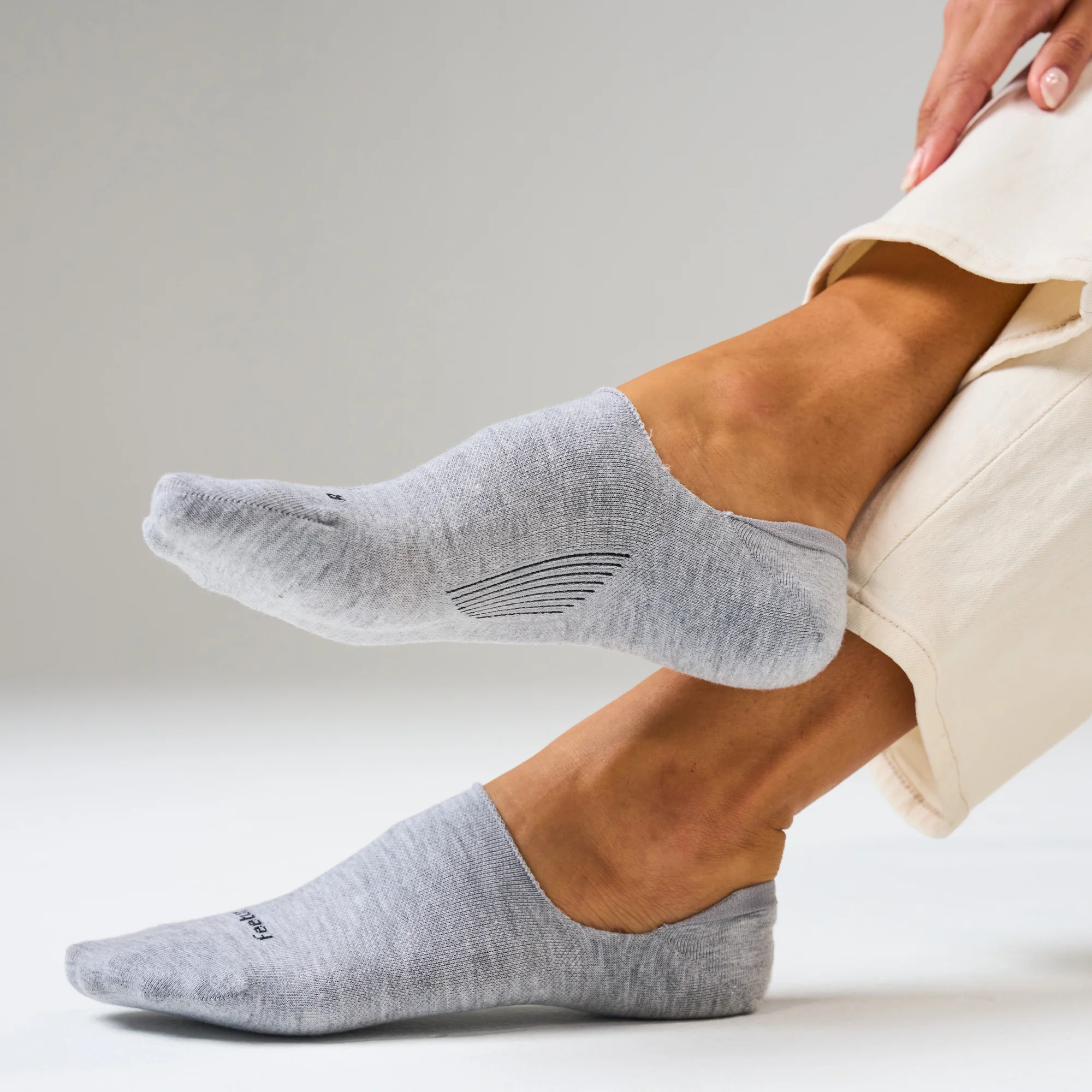 Everyday Women's Ultra Light Invisible 3 Pack - Image 12