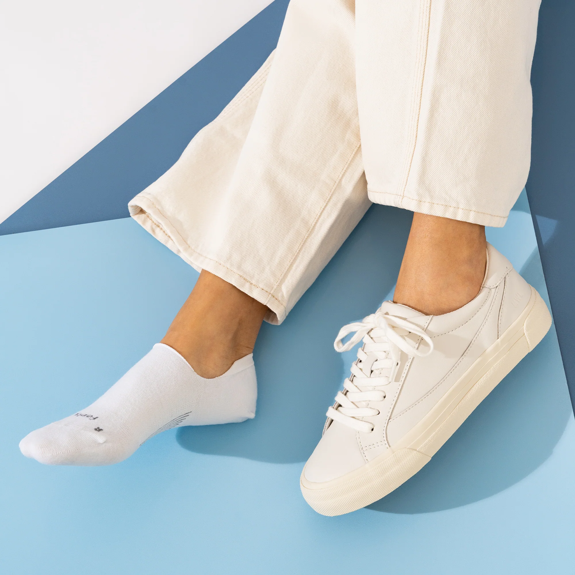 Everyday Women's Ultra Light Invisible 3 Pack - Image 20