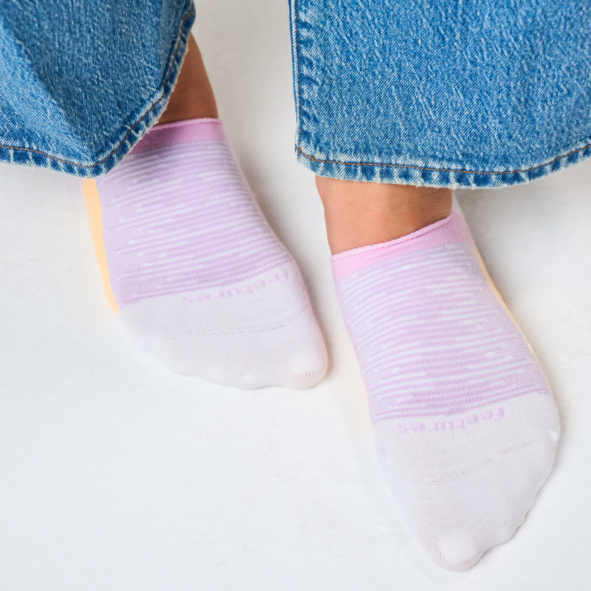 Everyday Women's Ultra Light Invisible 3 Pack - Image 6