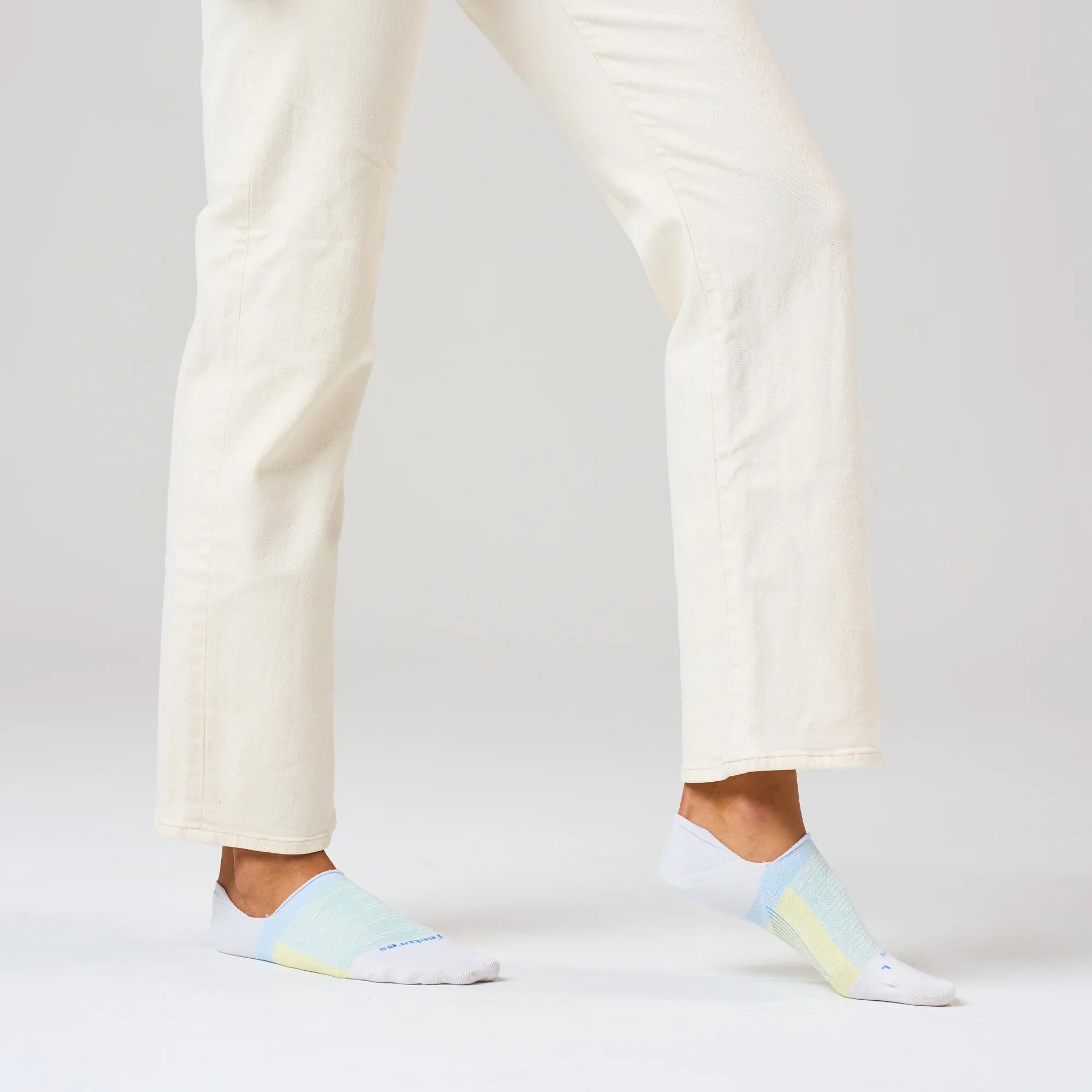 Everyday Women's Ultra Light Invisible 6 Pack - Image 4