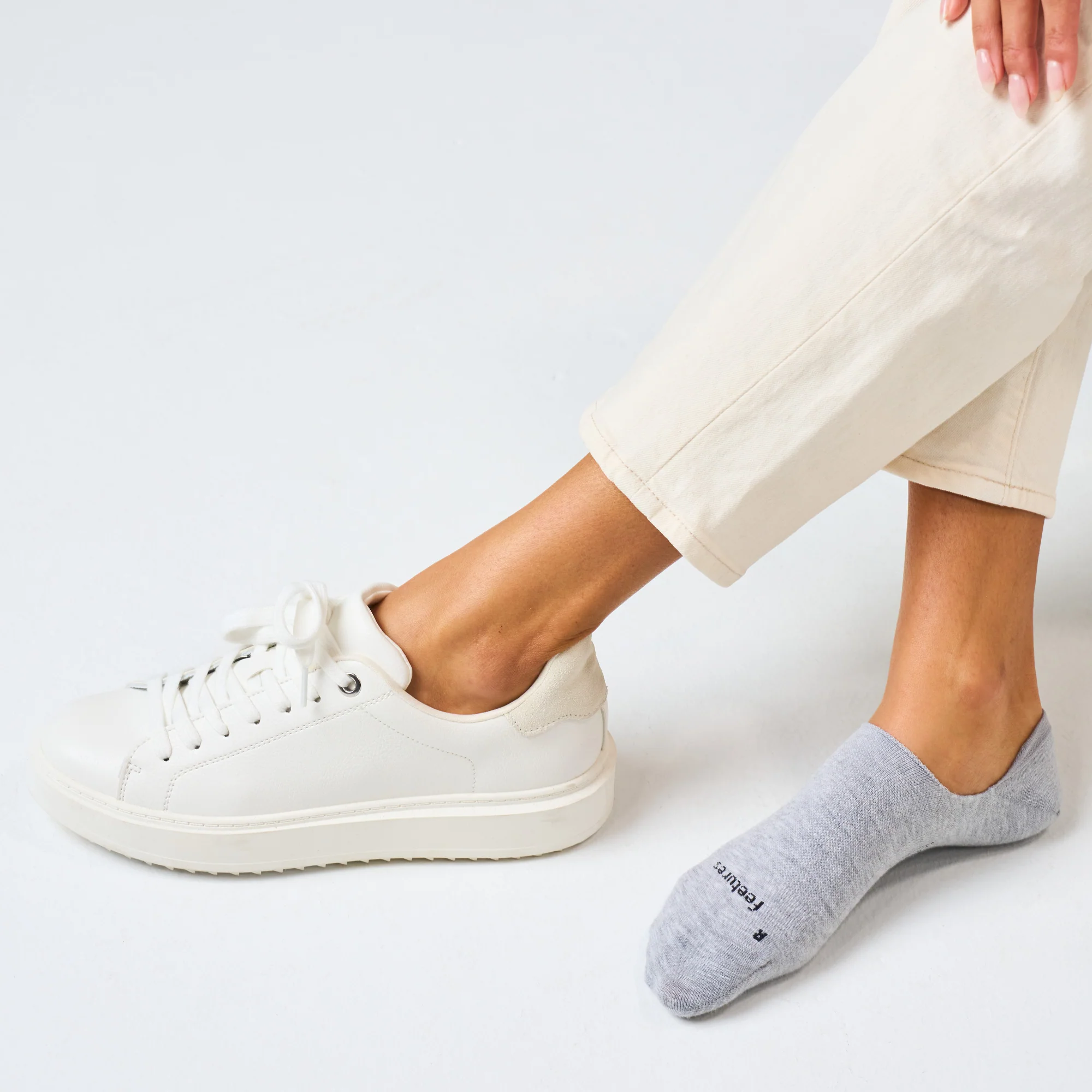 Everyday Women's Ultra Light Invisible 6 Pack - Image 6