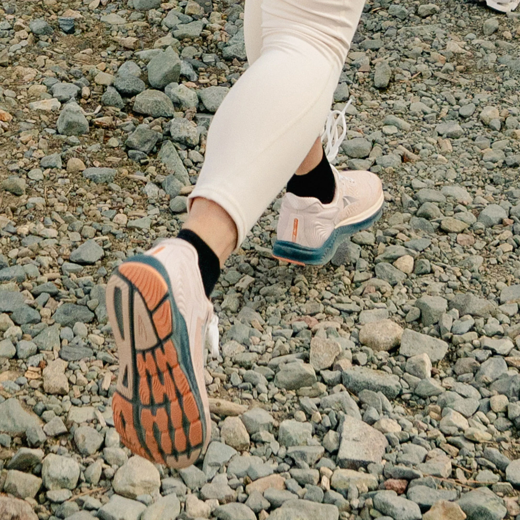 Merino 10 Ultra Light Quarter - Image 4